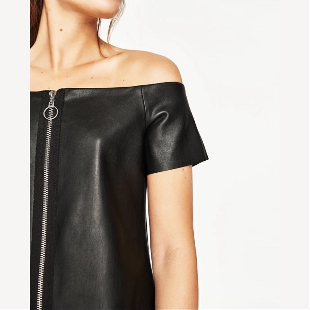 ✨2xHP✨ZARA LEATHER-EFFECT DRESS✨ - Picture 3 of 7